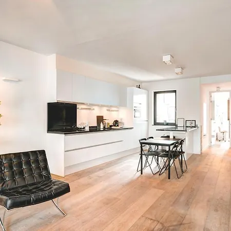 Apartment Light House. Heart Of *